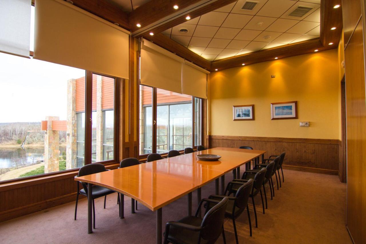 Hotel Y Cabanas Llanuras De Diana - Caja Los Andes ปวยร์โตนาตาเลส ภายนอก รูปภาพ
