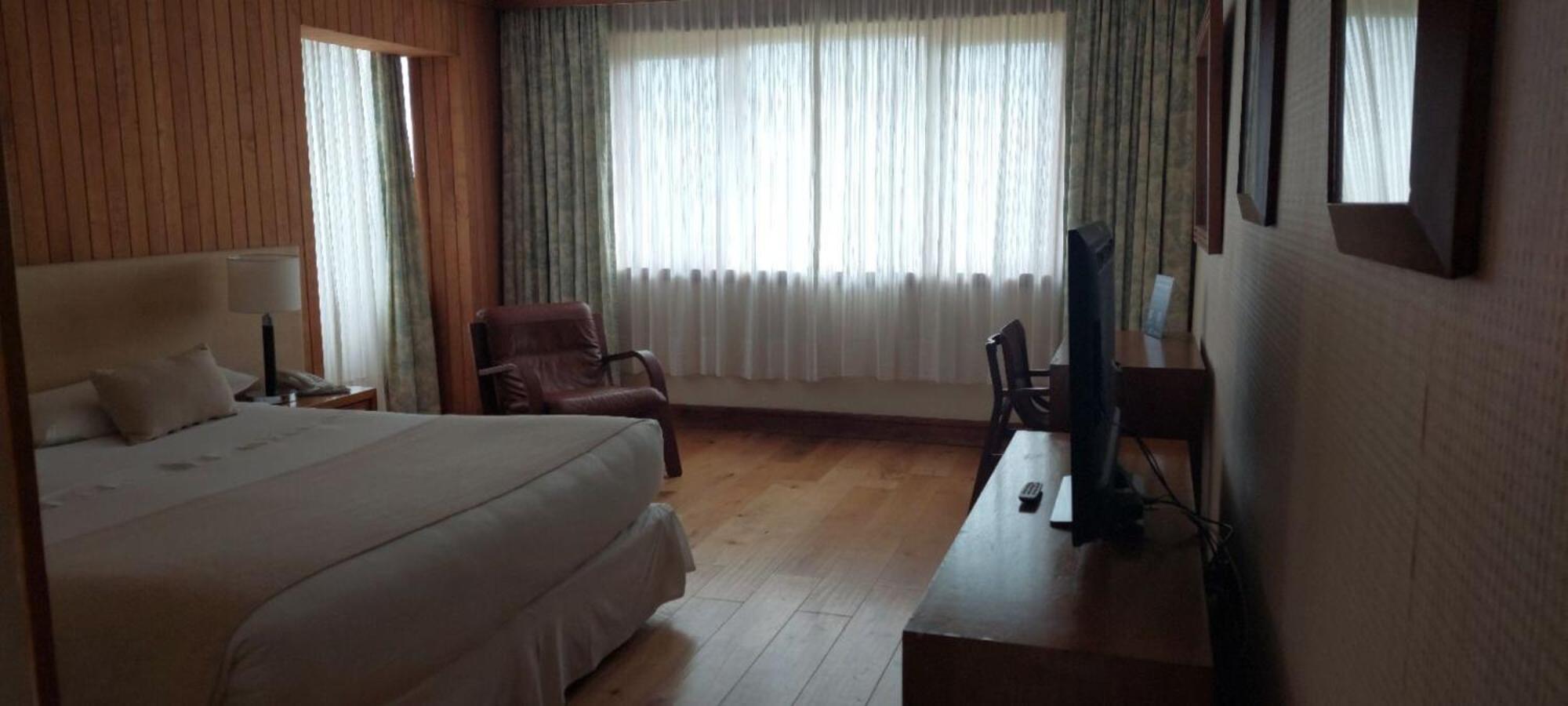 Hotel Y Cabanas Llanuras De Diana - Caja Los Andes ปวยร์โตนาตาเลส ภายนอก รูปภาพ